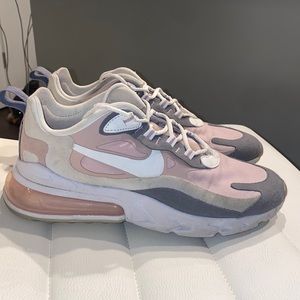 Worn Nike Air70 reacts womens size 7